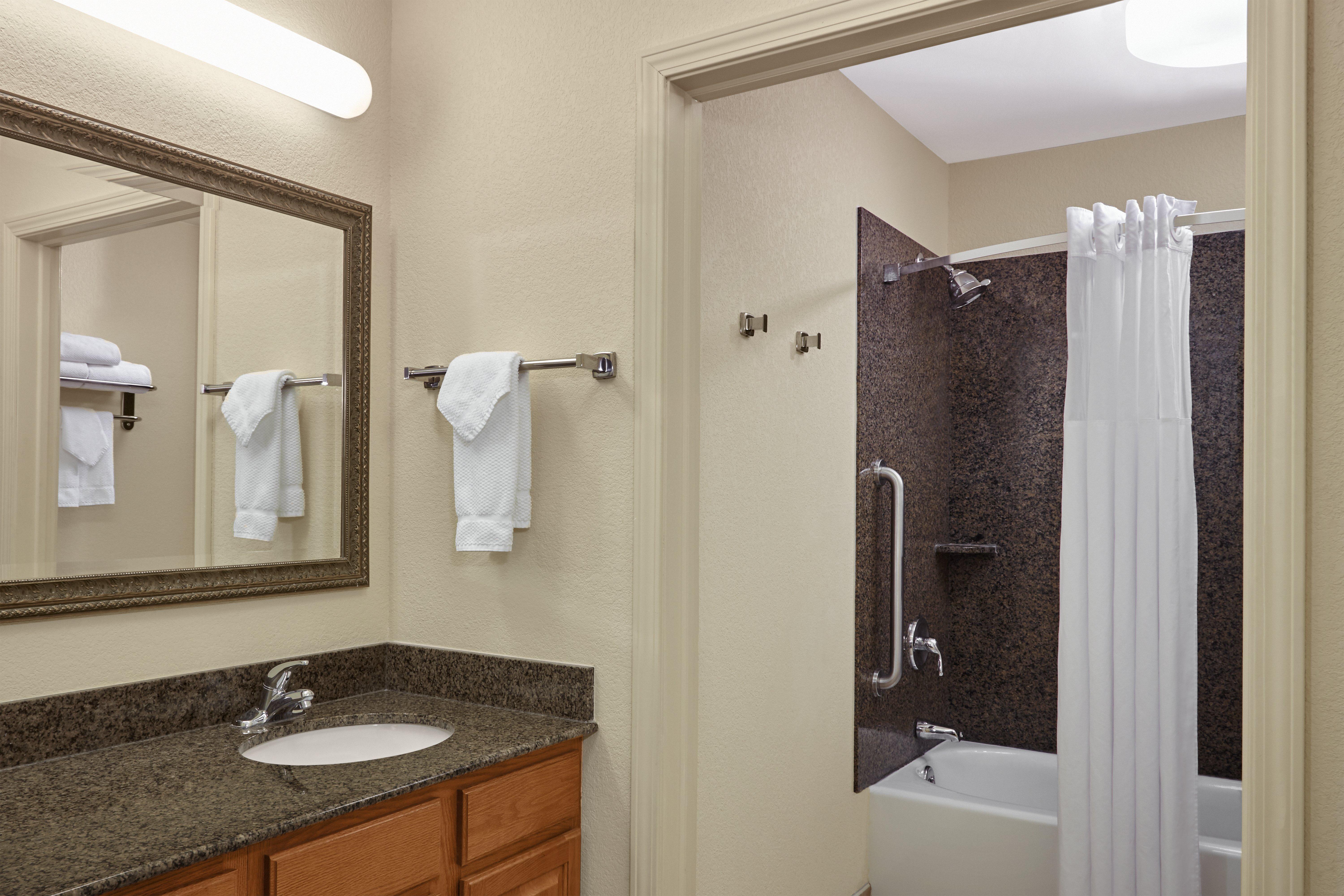 Staybridge Suites Milwaukee Airport South By Ihg Franklin  Екстериор снимка