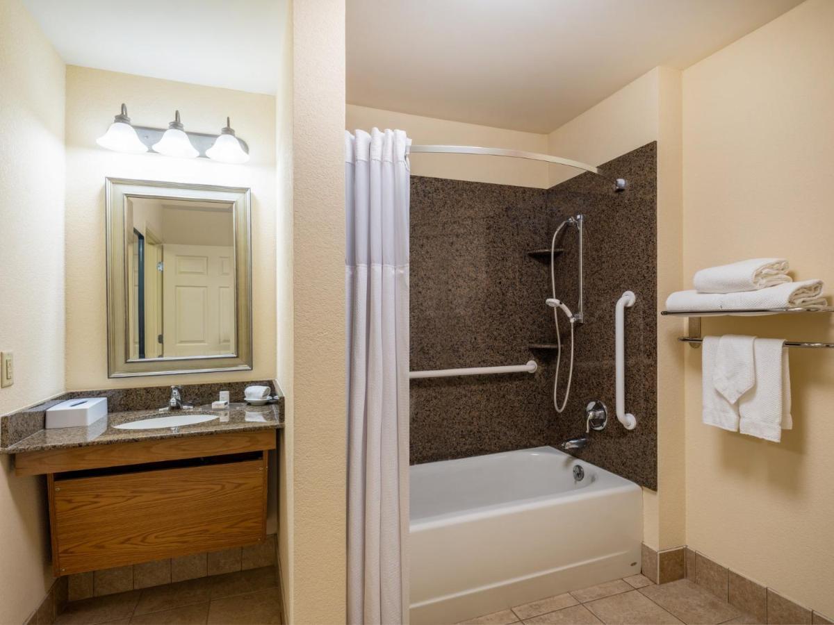 Staybridge Suites Milwaukee Airport South By Ihg Franklin  Екстериор снимка