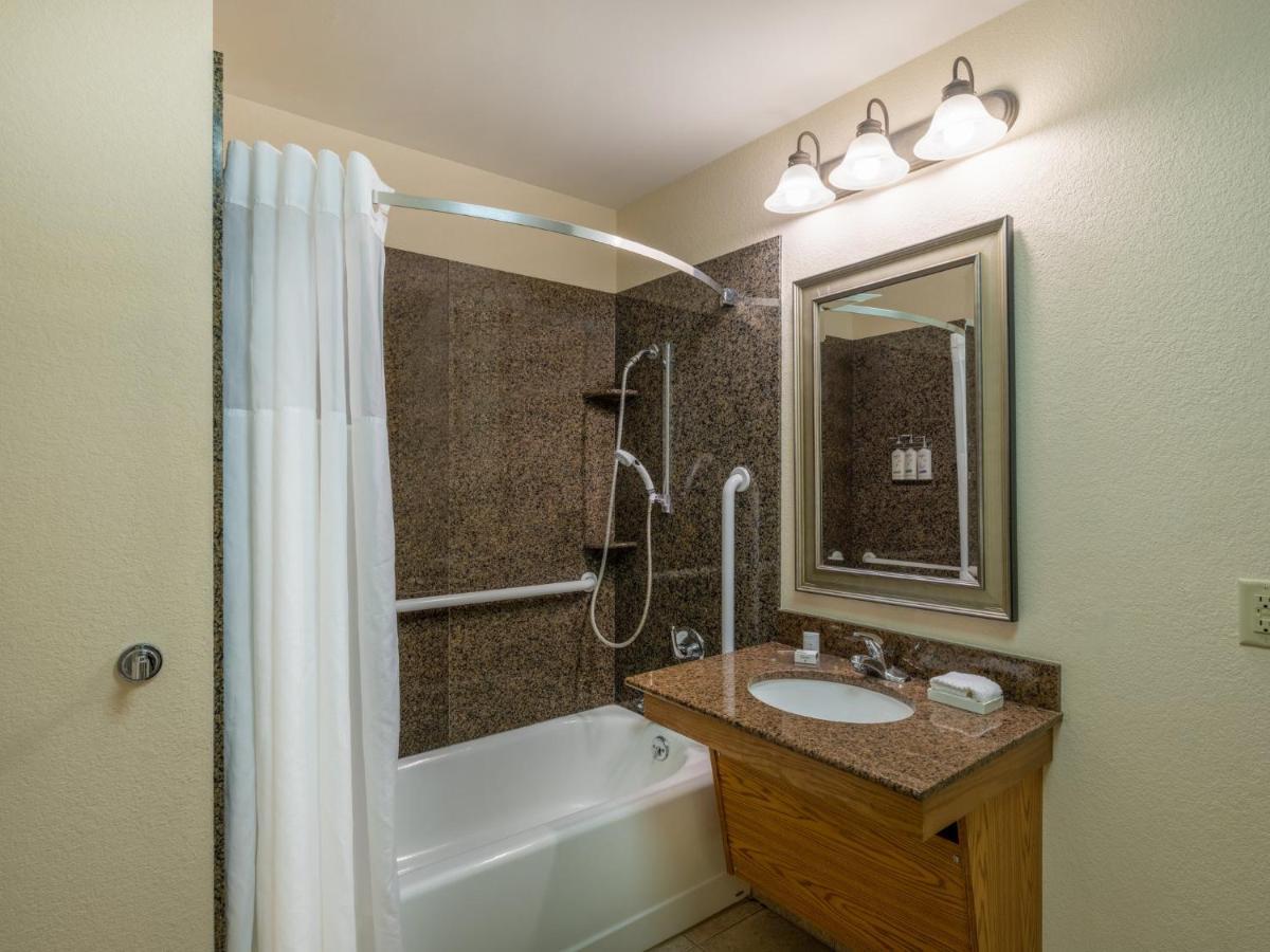 Staybridge Suites Milwaukee Airport South By Ihg Franklin  Екстериор снимка