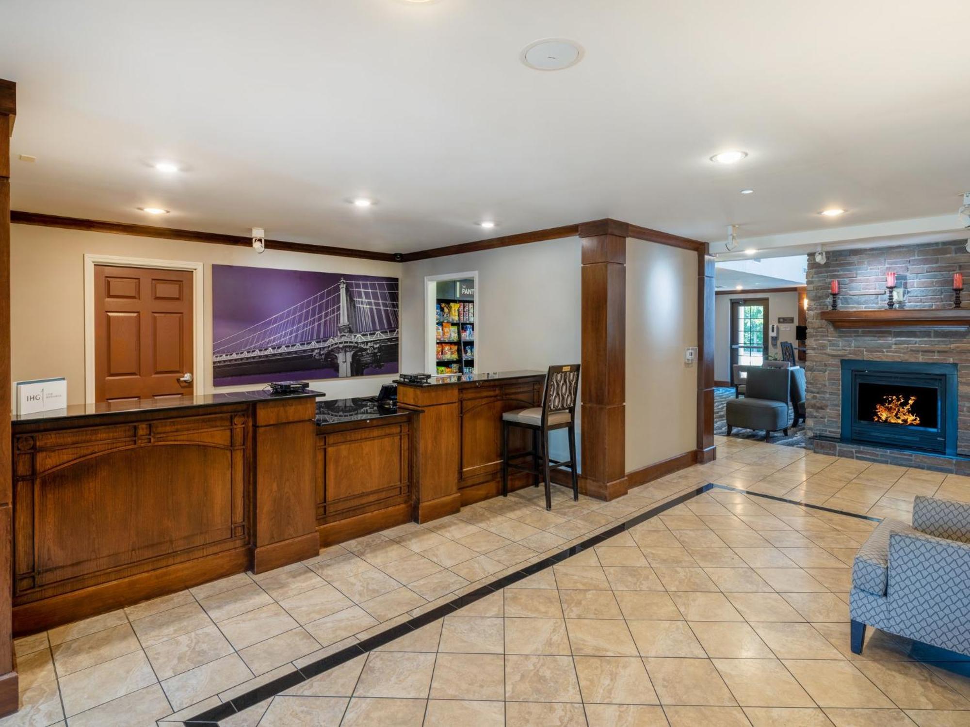 Staybridge Suites Milwaukee Airport South By Ihg Franklin  Екстериор снимка